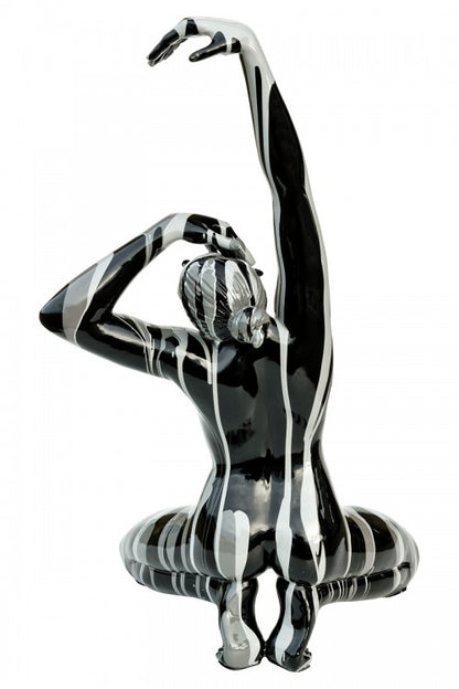 Amorous Lady sculpture 3